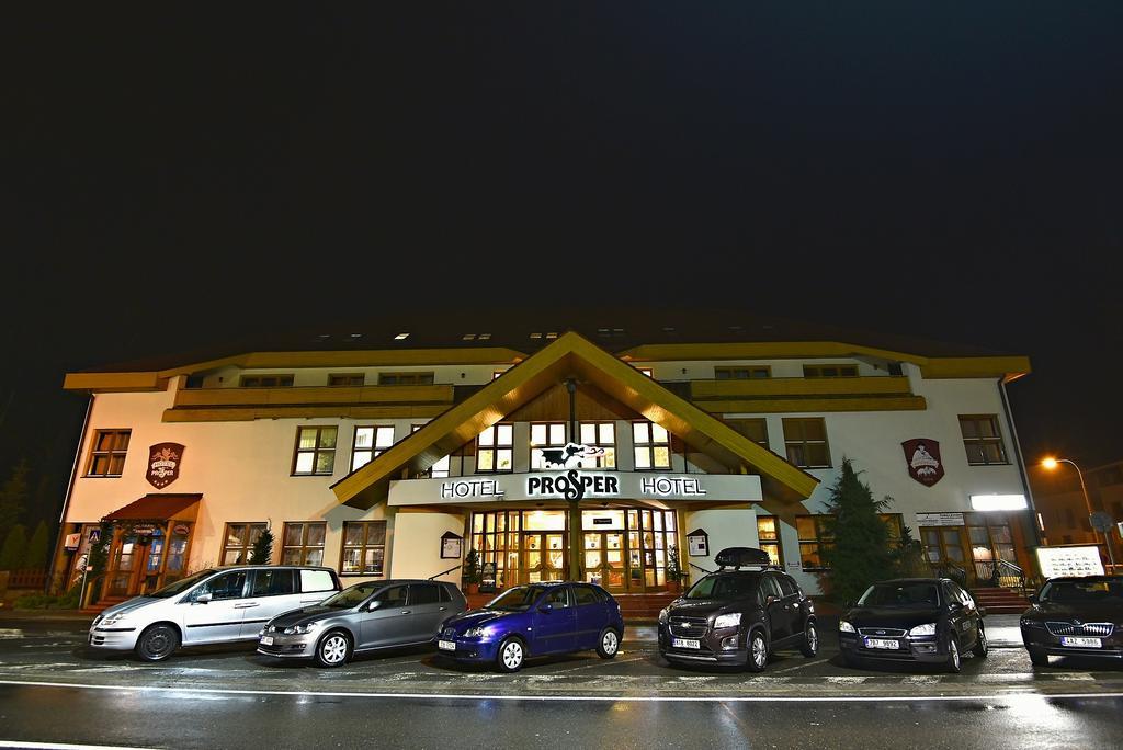 Hotel Prosper Челадна Экстерьер фото